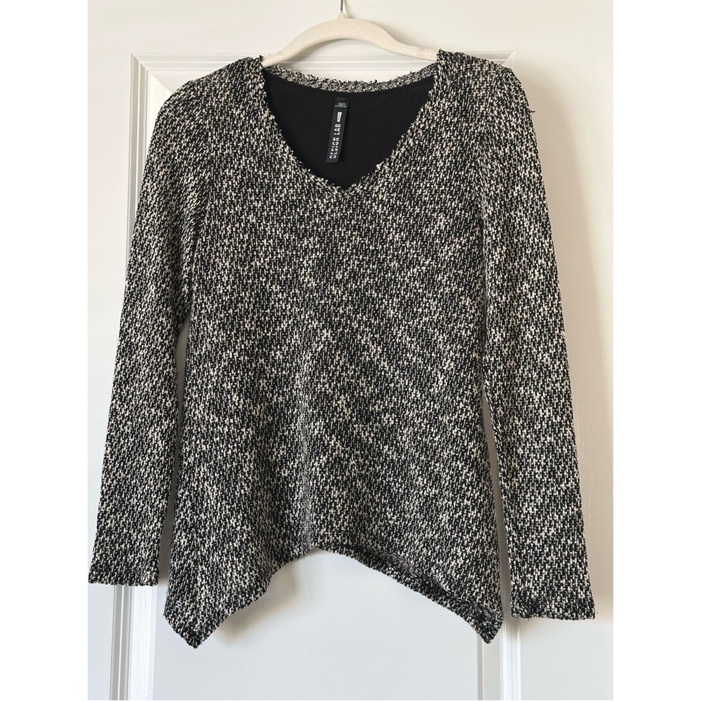 Design Lab Black and White Knit Sweater